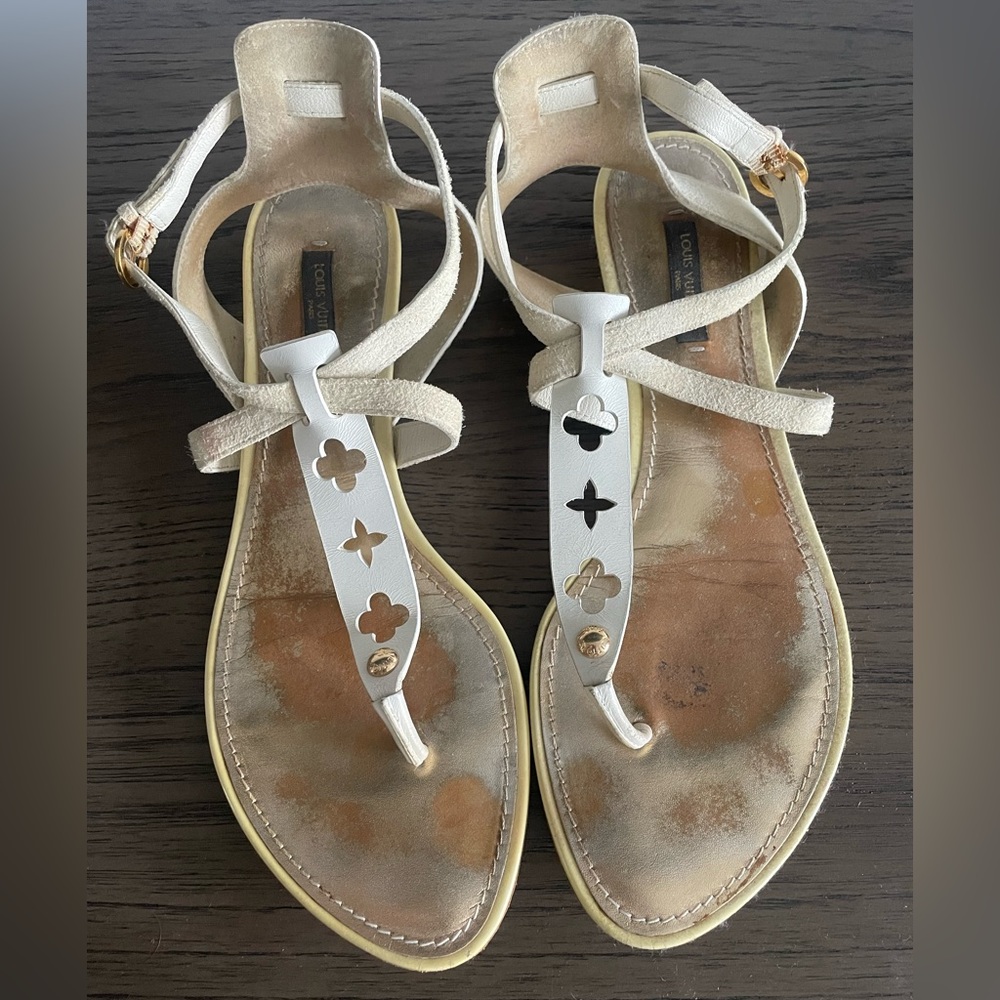 Louis Vuitton white sandals size 9.5